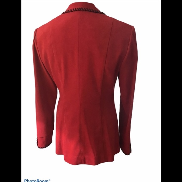 Amanda Smith Jacket - Picture 3 of 9